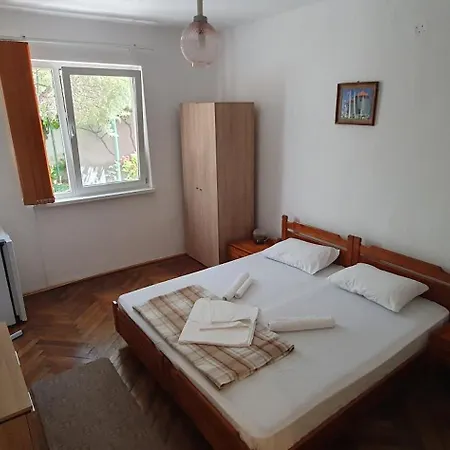 Milcov Эфорие-Суд