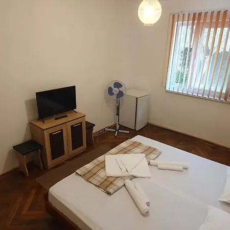 Milcov Hotel 2*